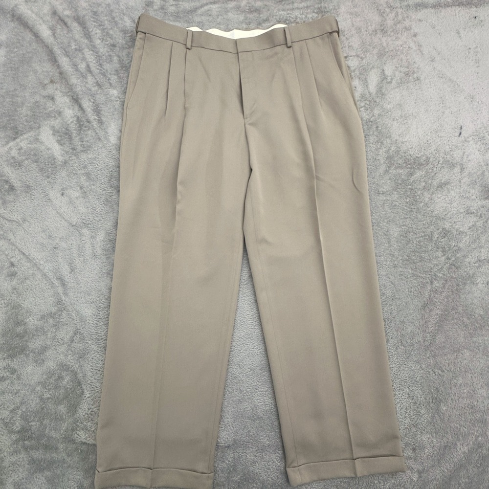 Haggar NWT Dress Pants Men's Size W42xL30 Khaki Color Smart Fiber